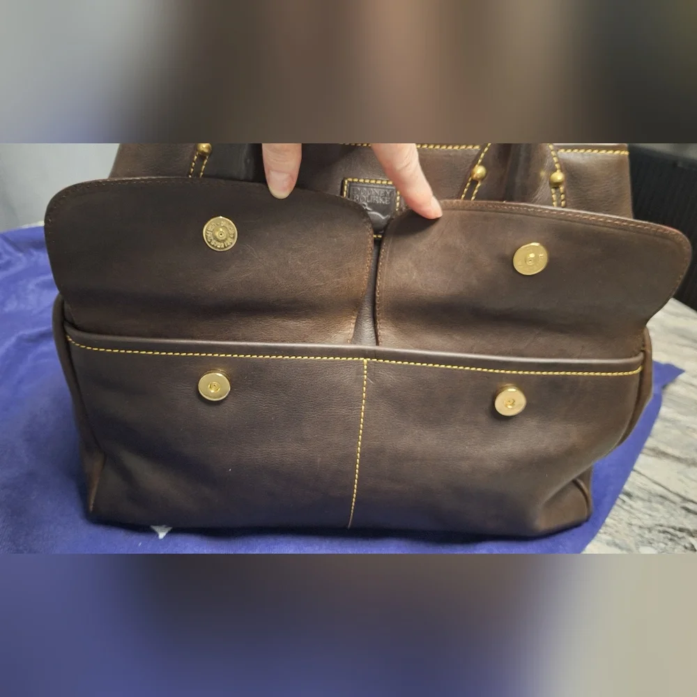 Dooney & Bourke Flprentine Pocket Shopper, EUC, Brown Tmoro - Picture 9 of 13